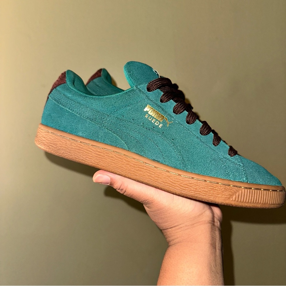 PUMA Suede Classic Sneakers